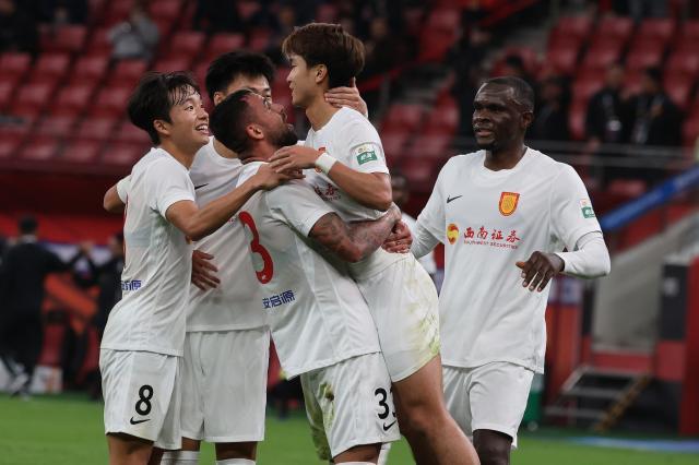 【中超】陈纯新反戈旧主连续三轮得分 海港1比2重庆